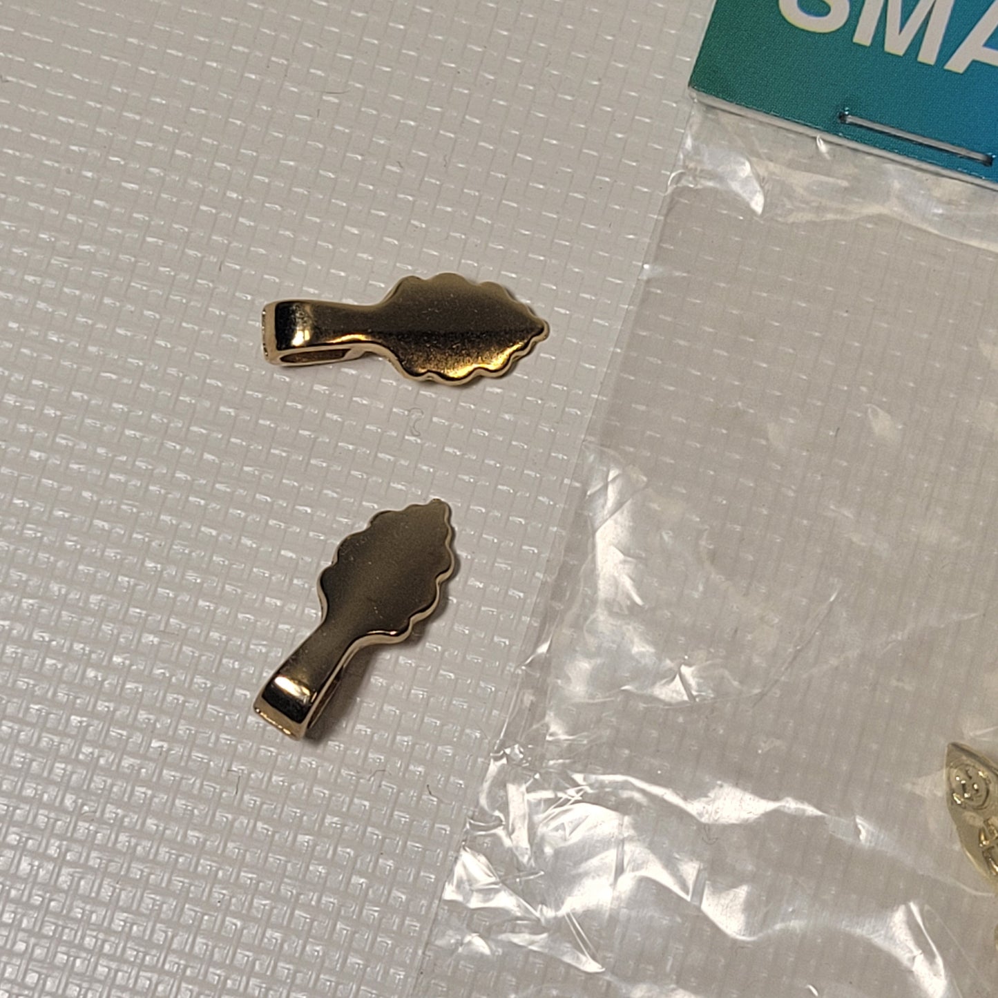 Leaf Shaped AANRAKU 18K Gold Plated Jewelry Bails (6x15mm) | 25 Pack