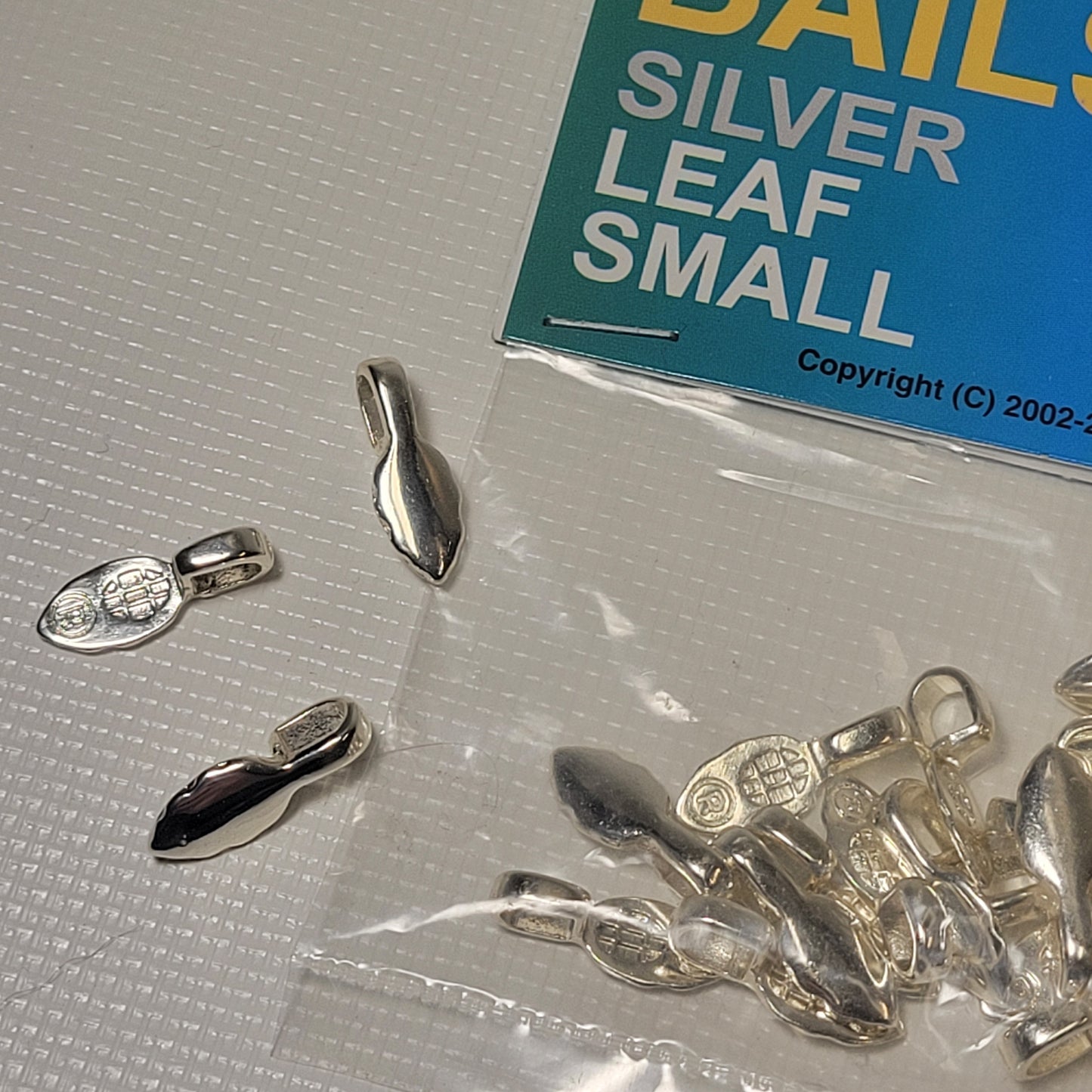 Leaf Shaped AANRAKU Silver Plated Jewelry Bails (6x15mm) | 25 Pack