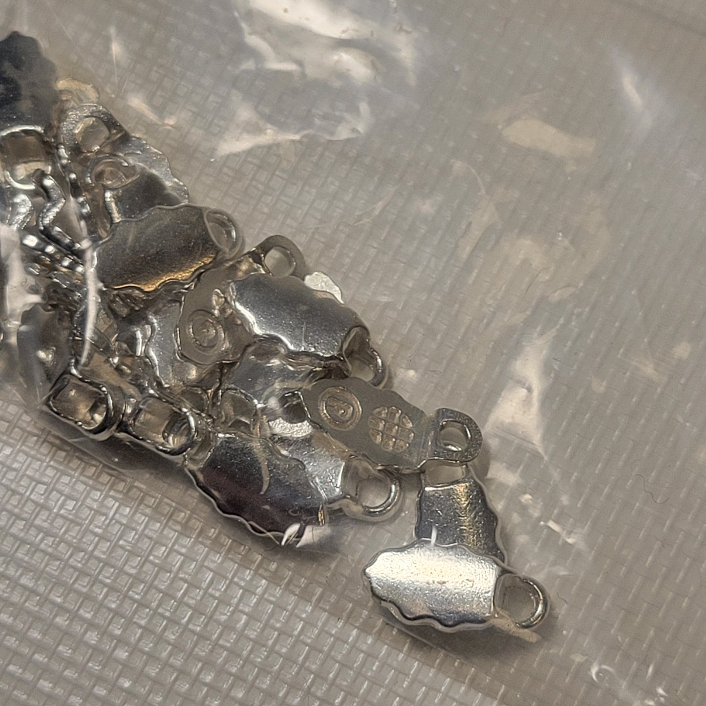 Leaf Shaped AANRAKU Silver Plated Earring Bails | 24 pack