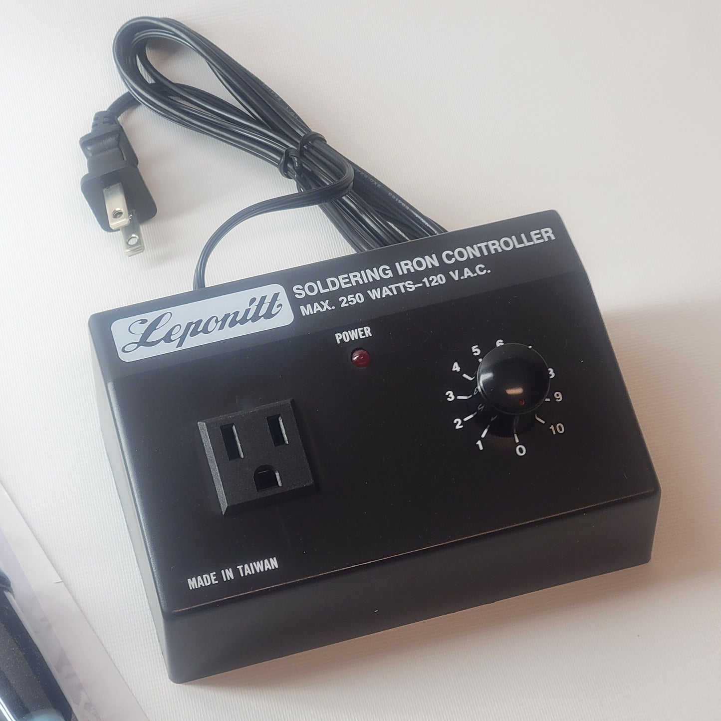 Leponitt Rheostat Temperature Control