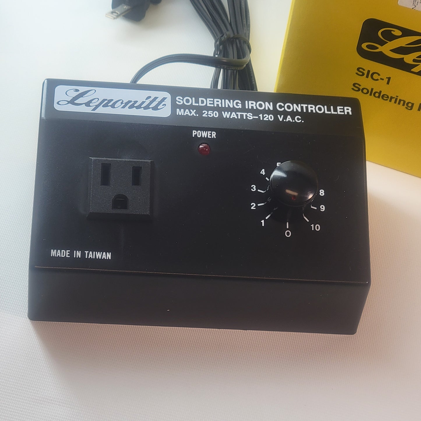Leponitt Rheostat Temperature Control
