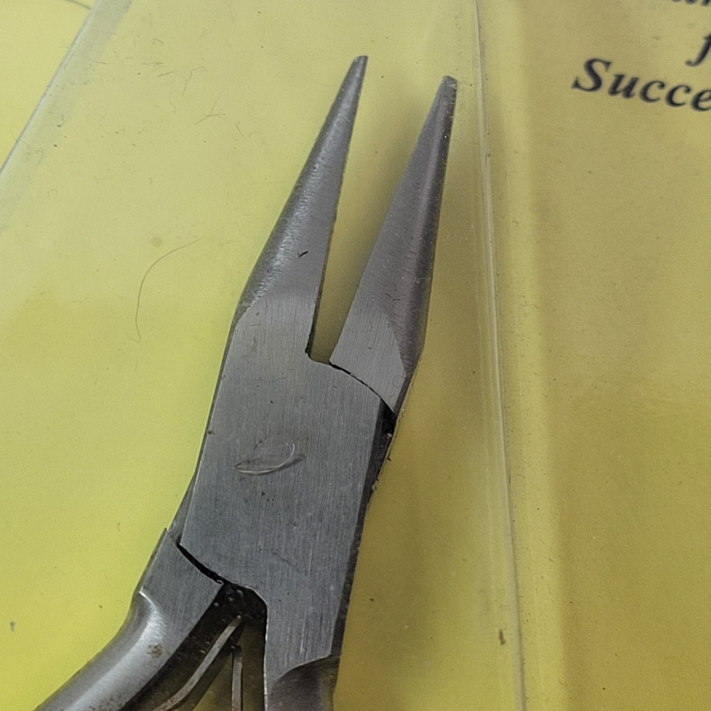 4.5" Mini Chain Nose Pliers (4.5 inches)