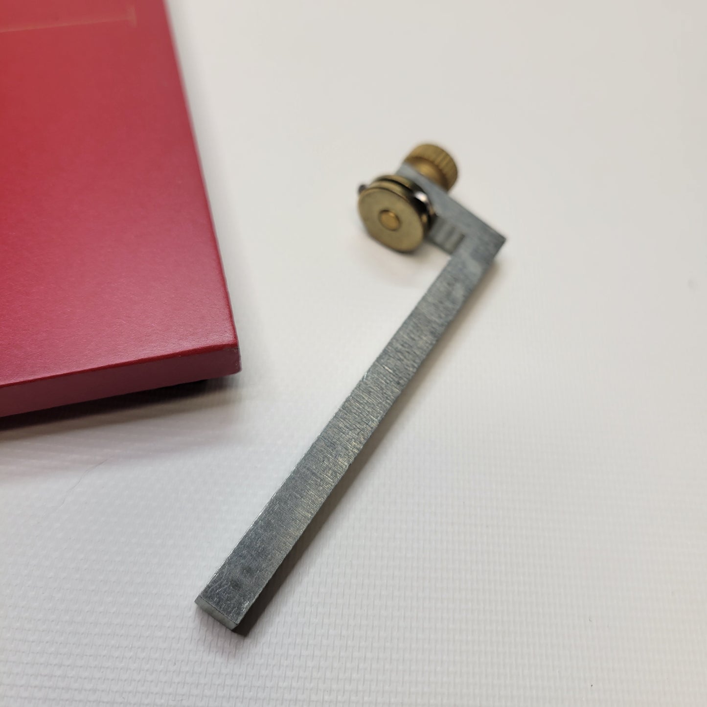 Easy-Cut Lens Circle Cutter