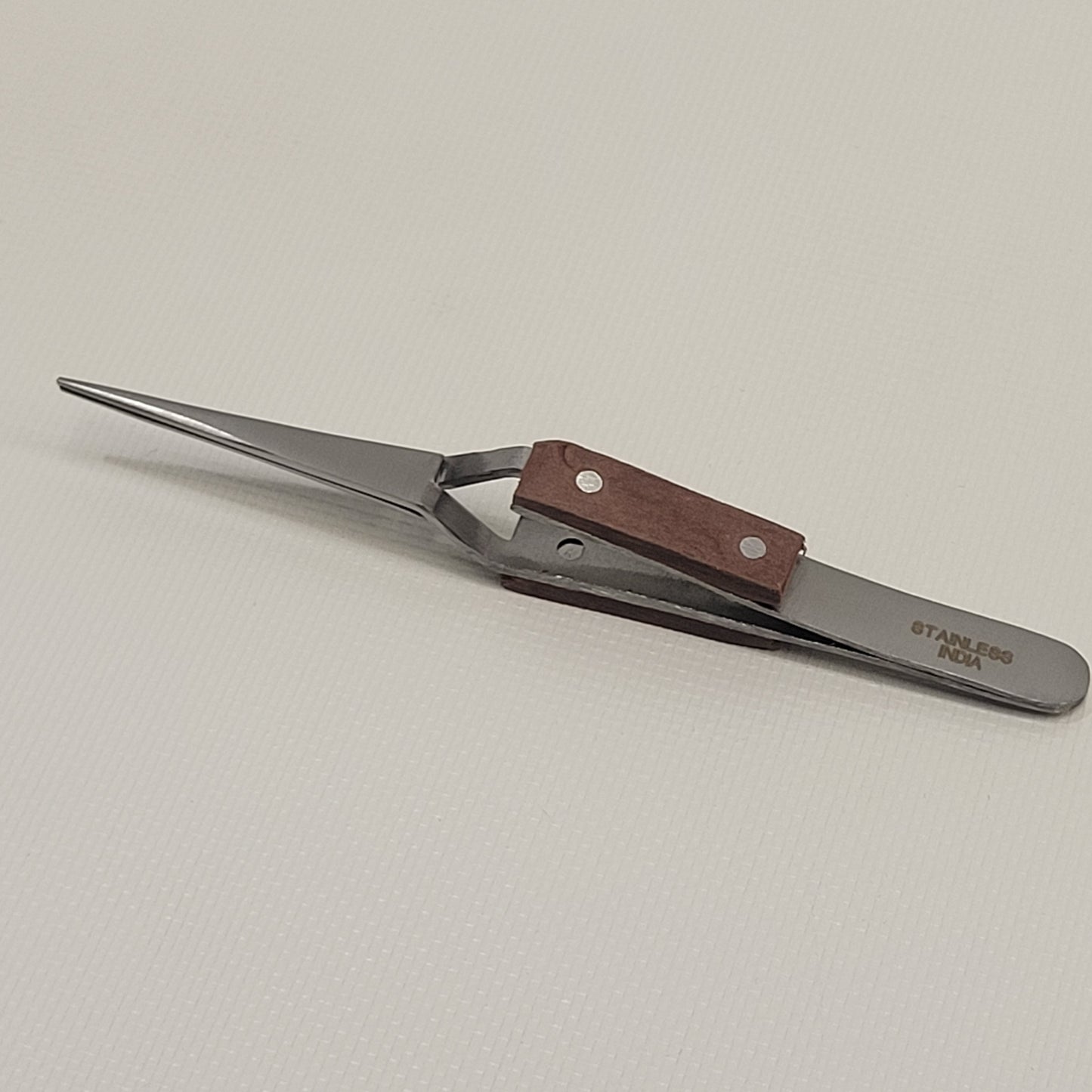 4 5/8" Reverse Clamp Tweezers w/ Fiber Grip Handle