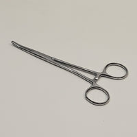 5.5" Self-Locking Tweezers / Hemostat w/ Curved End