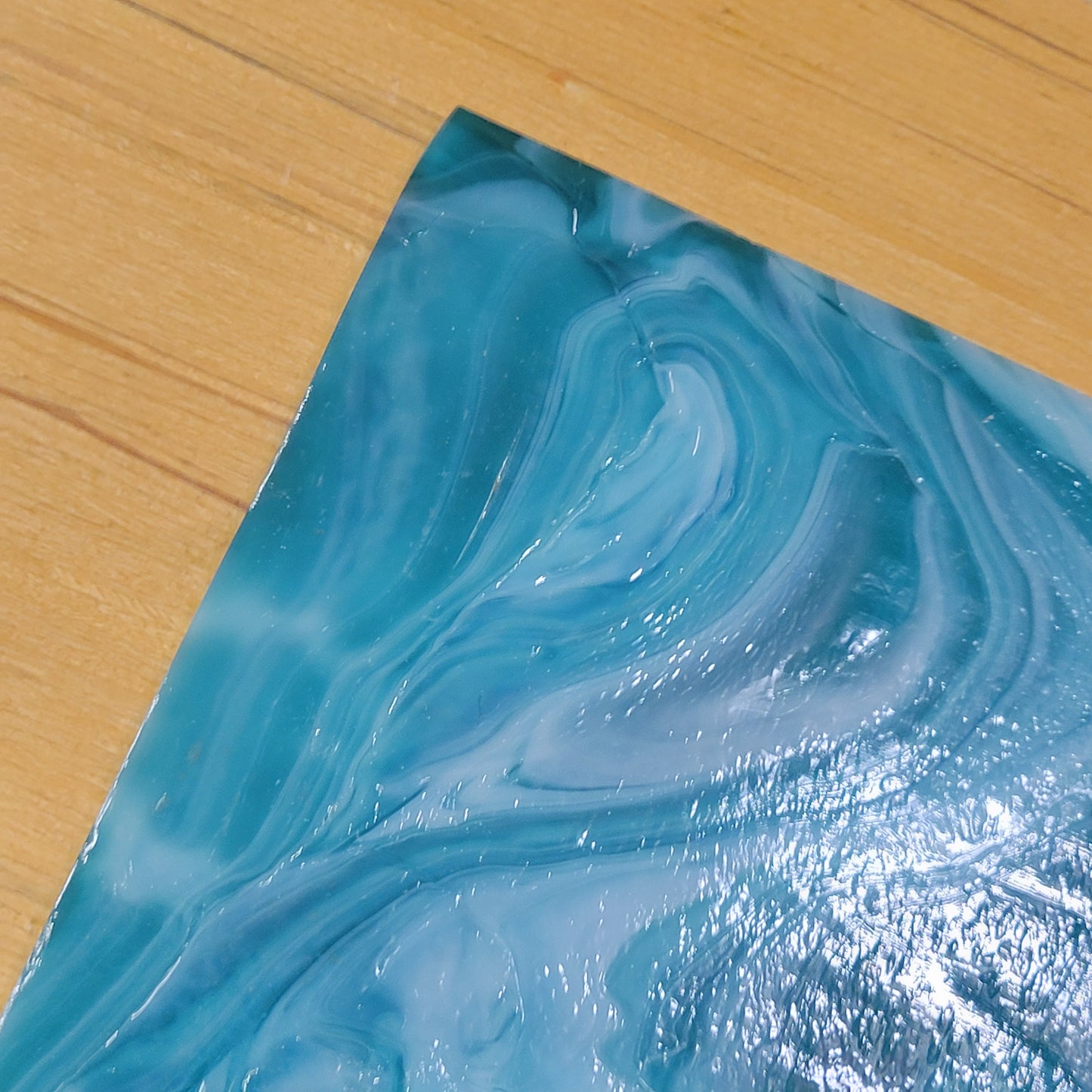 LAGOON Aqua/Teal/Blue White Wispy Stained Glass – Wissmach - 2 Sheets (6"x8")