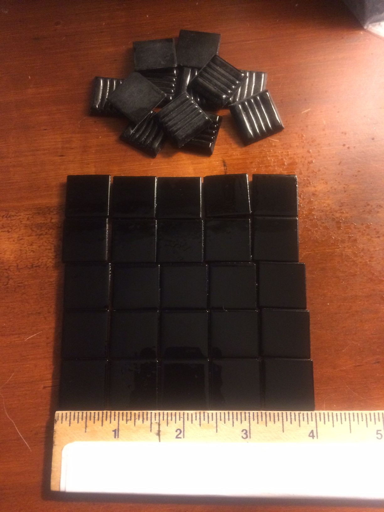 3_4 Black Tile 1