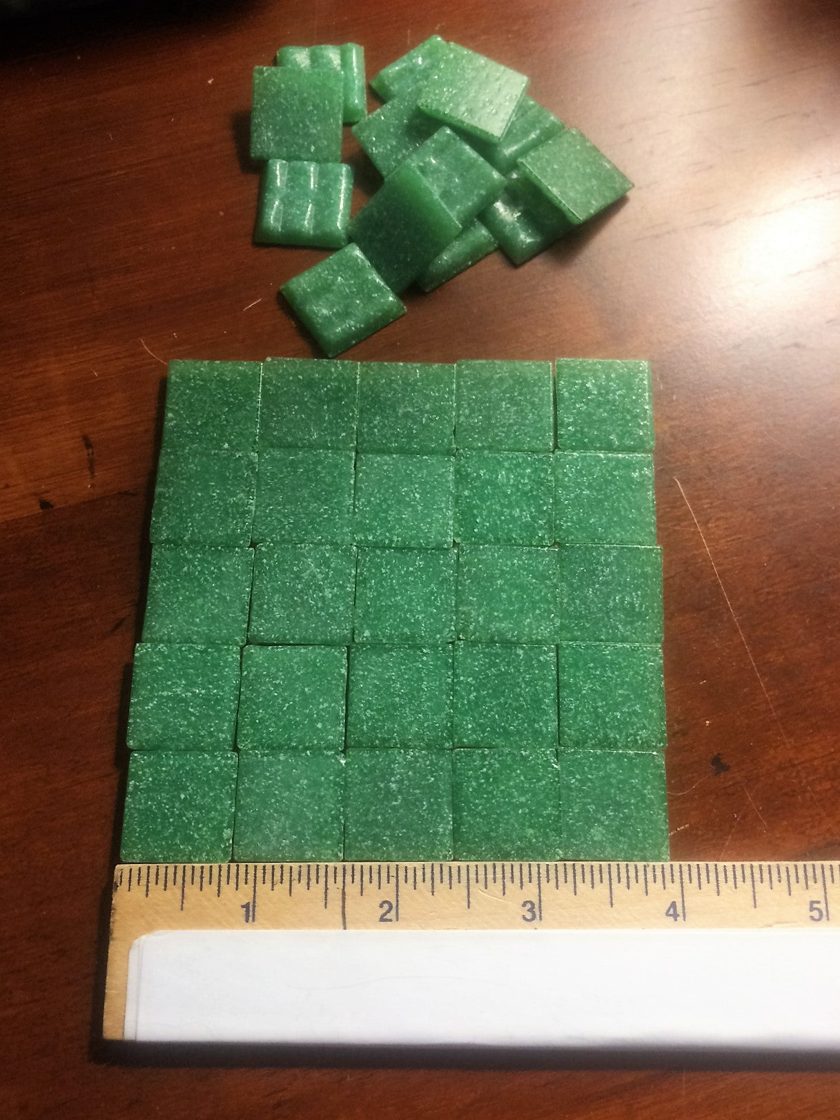 3_4 Grass Green Tile 1