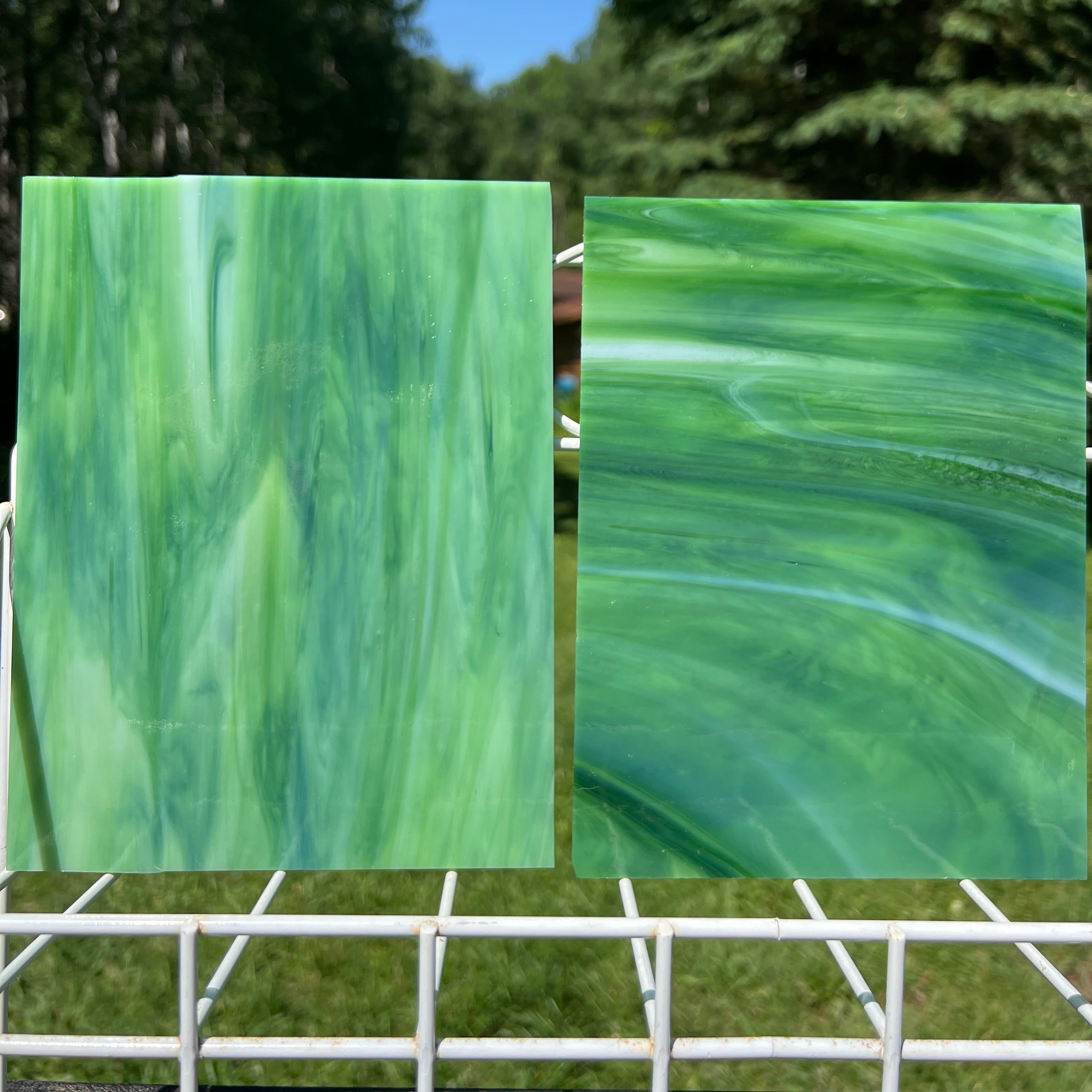 Fern - Dark Green Opal Wispy Stained Glass – Wissmach - 2 Sheets