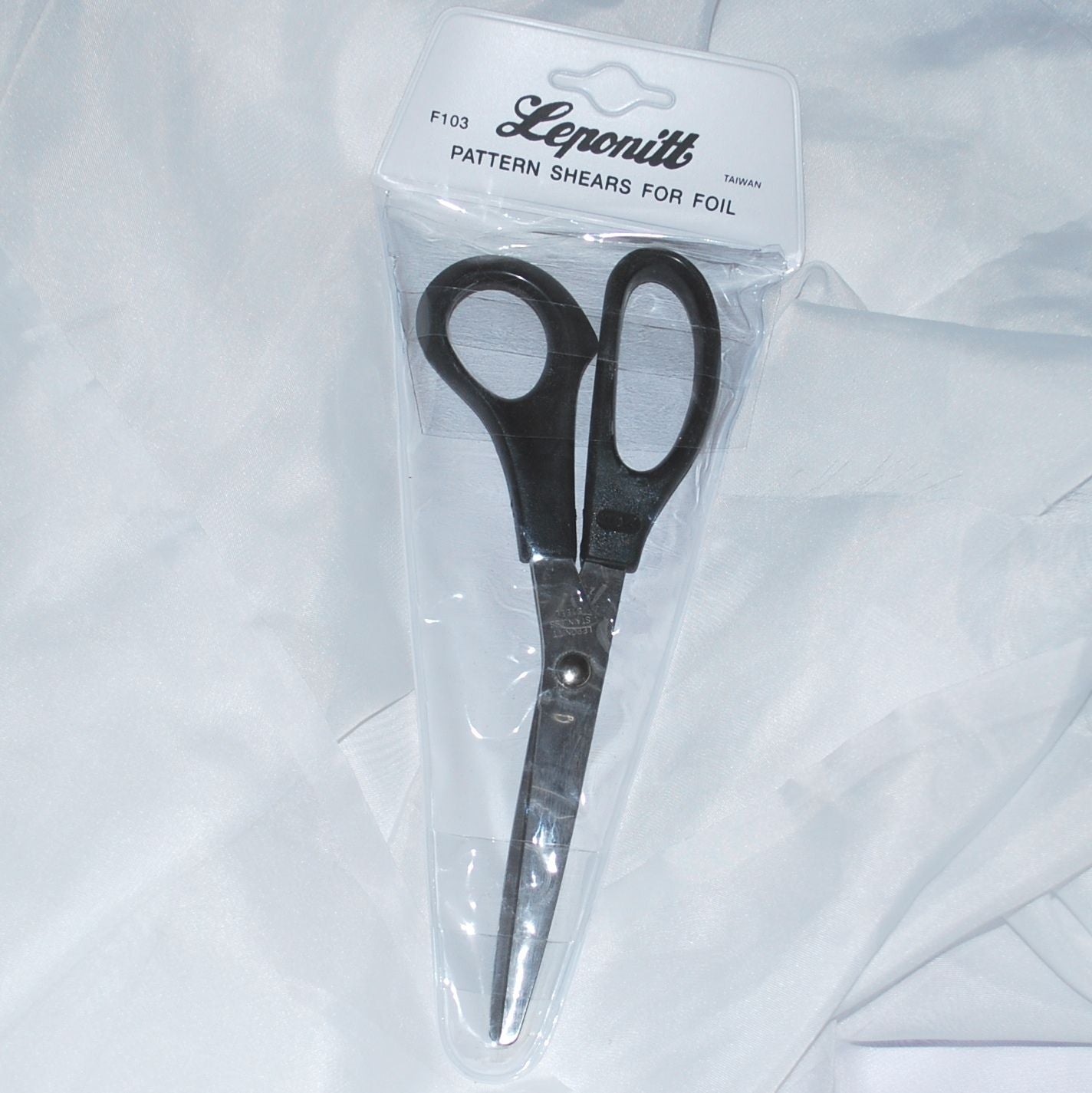 Foil Pattern Shears by Leponitt – Robin's Glass Supplies LLC