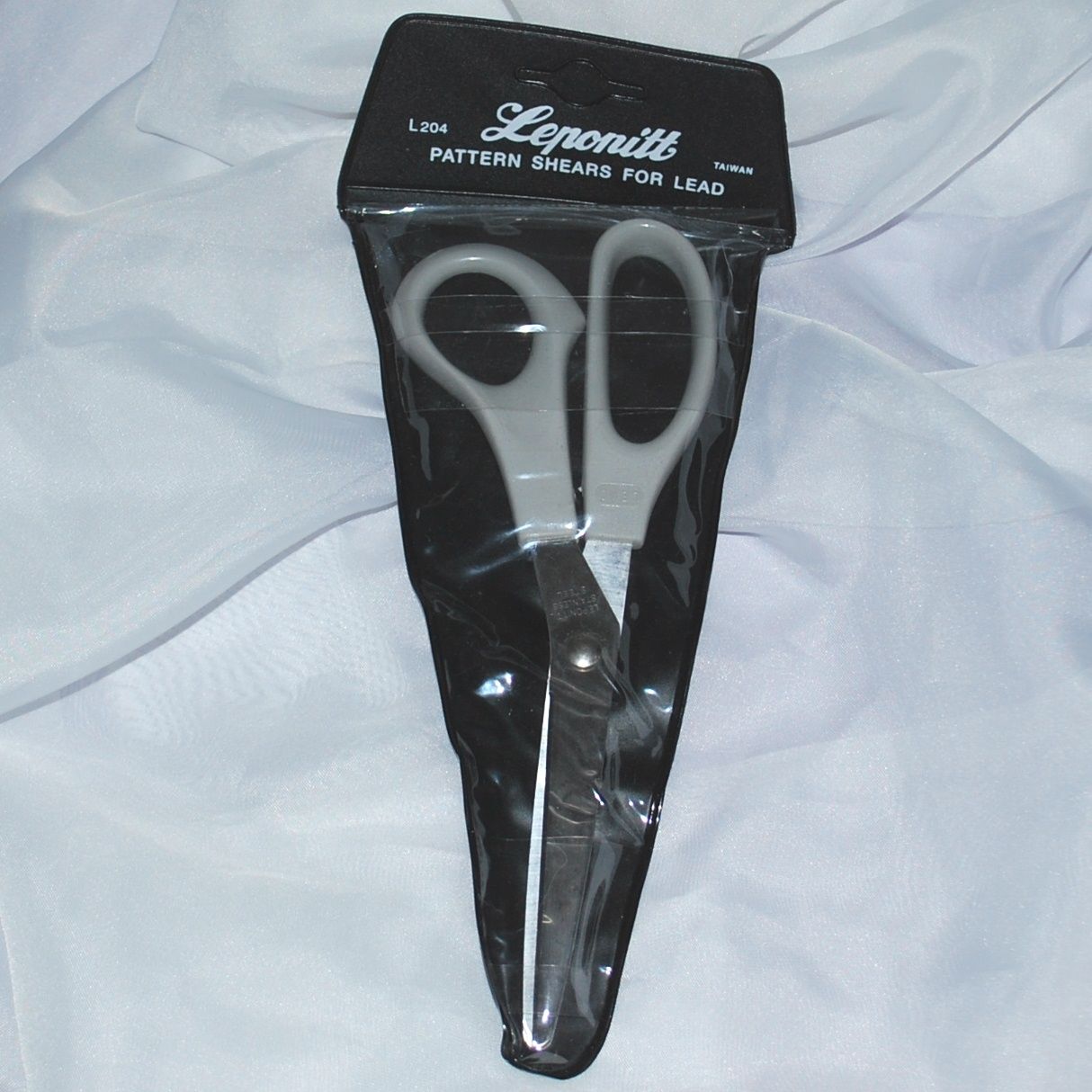 Leponitt Lead Pattern Shears – Robin's Glass Supplies LLC